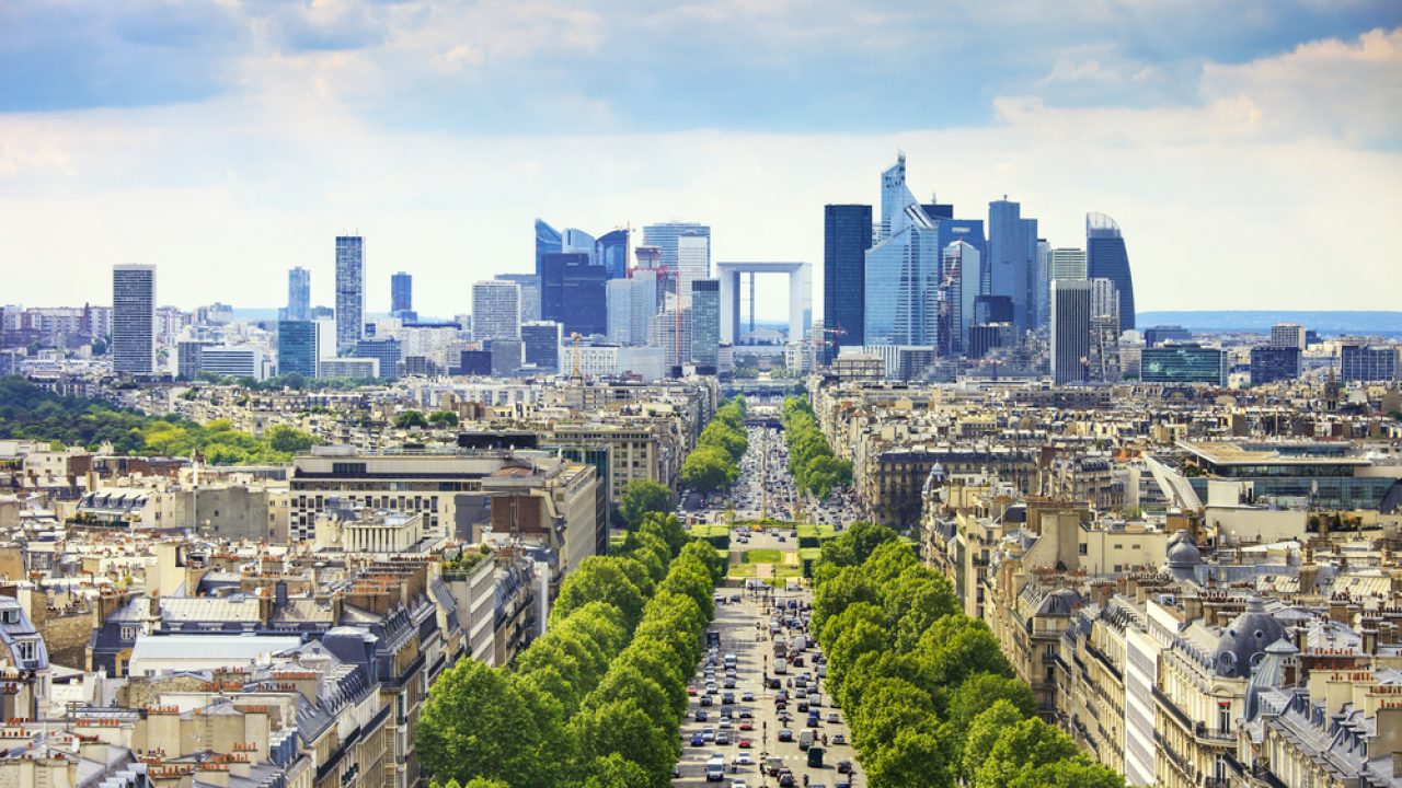 Ville de Paris avec verdure